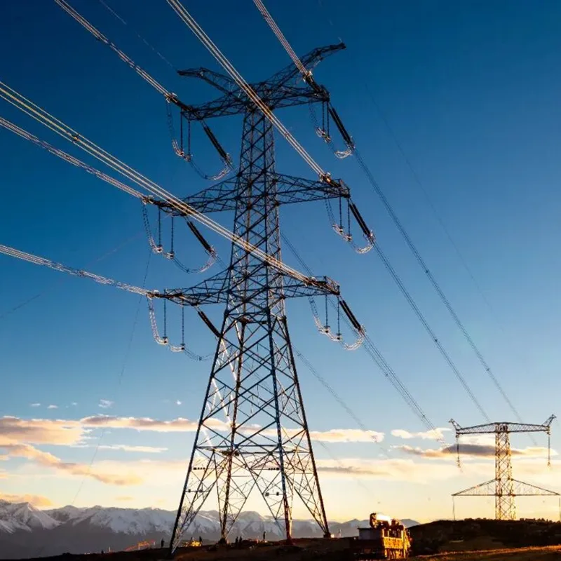 500 kV įtampos grotelių plieno bokštas